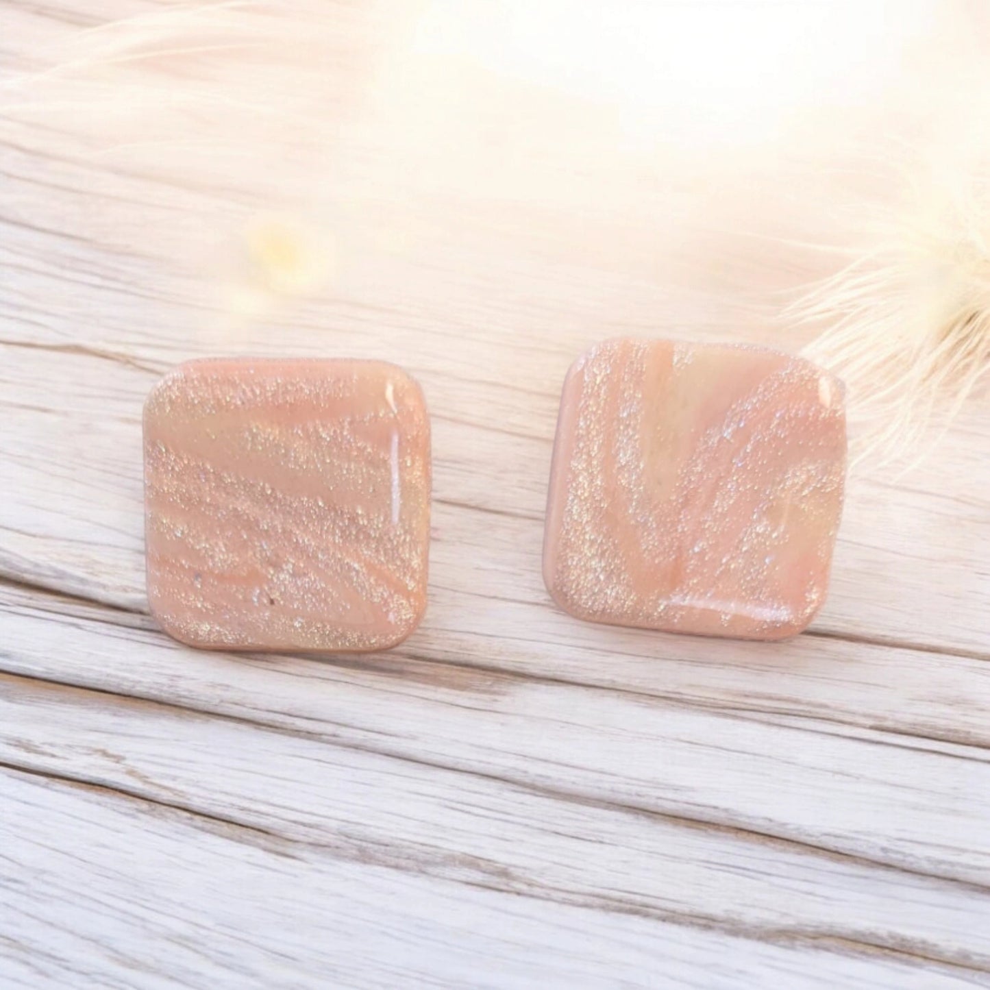 Boucles d'oreilles uniques en argile polymère effet nacré rose